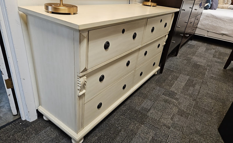 Pottery Barn 'Sofia' 6-Drawer Dresser