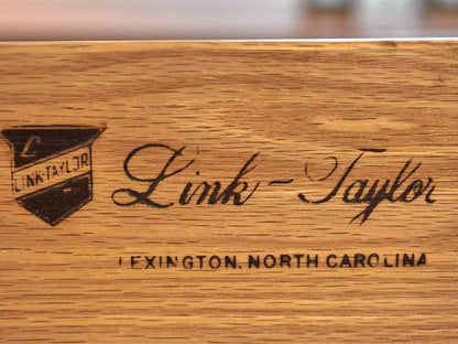 Link Taylor Dressers