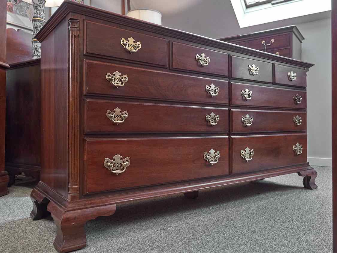 American Drew Mahogany Triple Dresser with 10 Drawers