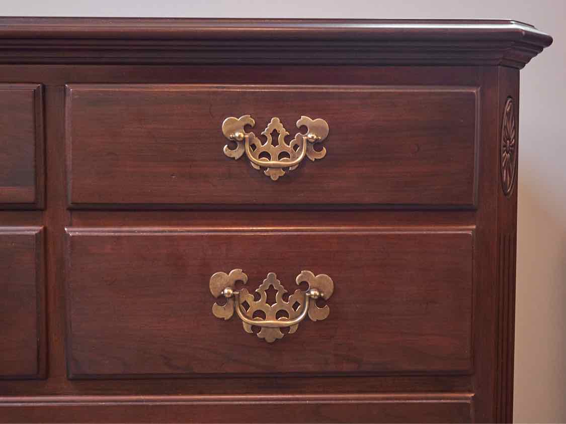 Ethan Allen Dark Stain Cherry 10 Drawer  Dresser