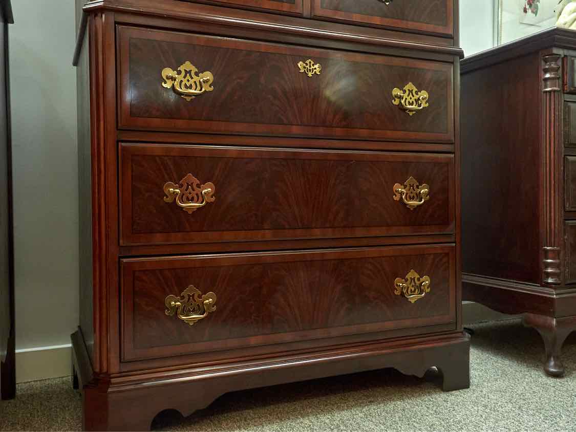 Mahogany 5 Drawer Chest with Fruitwwod Border & Ornate Brass Handles