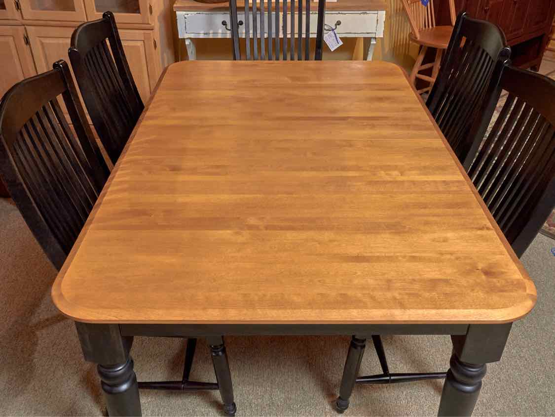 Made In Canada Maple Top Black Finish Turned Legs 1 Leaf 6 Chair Dining Set