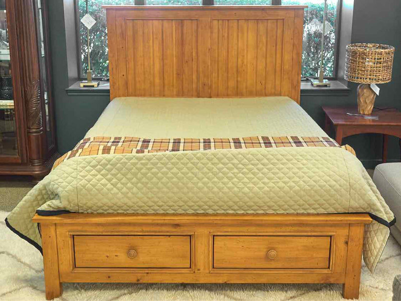 Kincaid Pine Queen Storage Bed