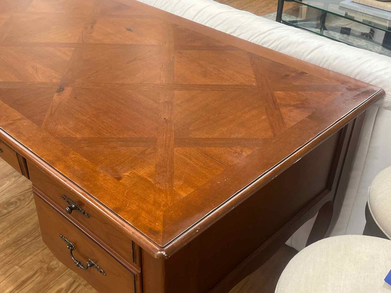 Ethan Allen 'Amelia'  Desk