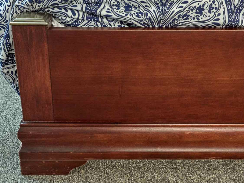 Vaughan Bassett Cherry Twin Sleigh Bed