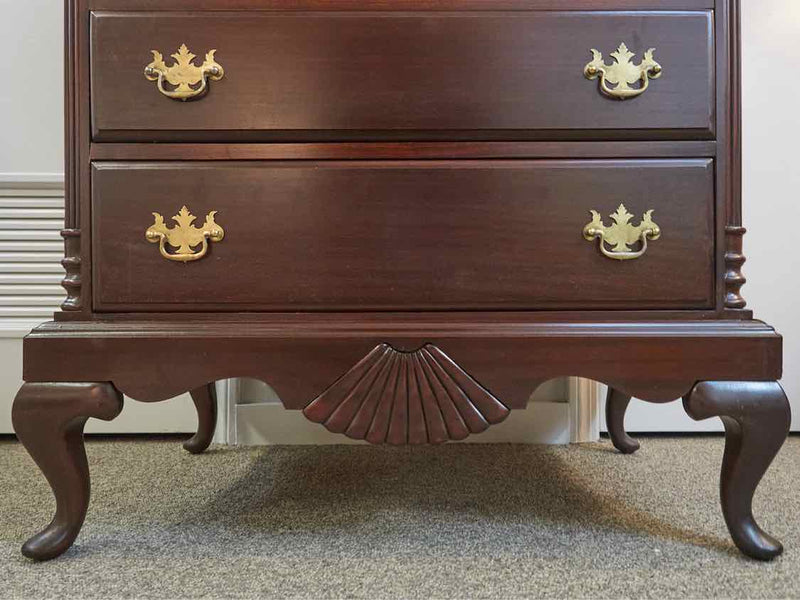 Mahogany 5 Drawer Chest with Column Ssides & Chippendale Brass Hardware