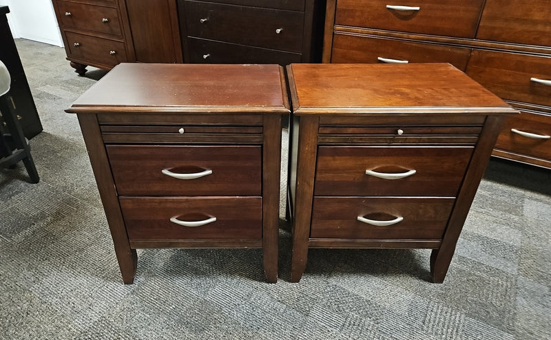 Basset Pair of Nightstands