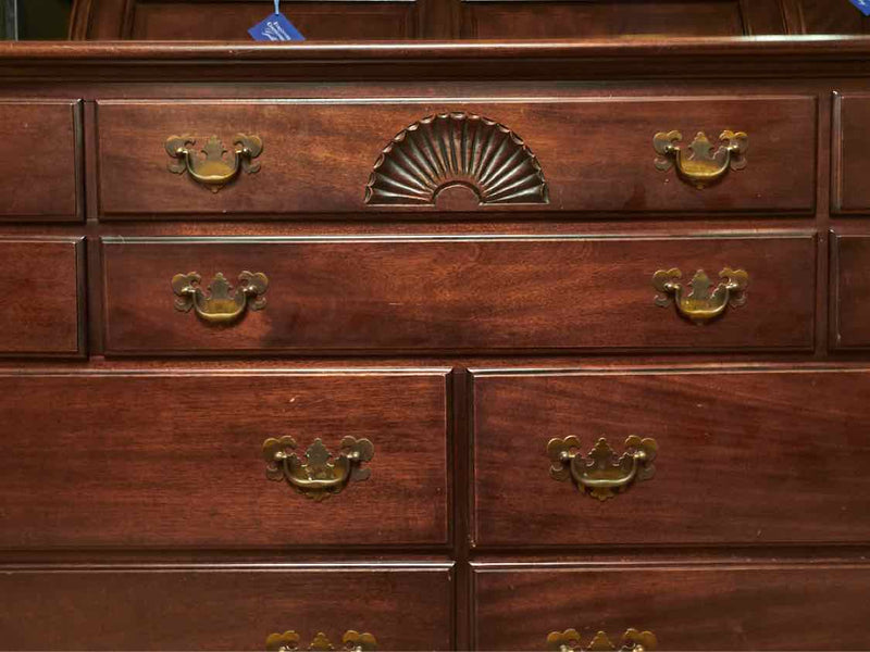 Kling Mahogany 10 Drawer With Carved Fan Accent  Dresser