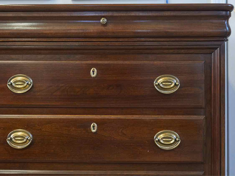 Jamestown Sterling Eight Drawer Mahogany Dresser