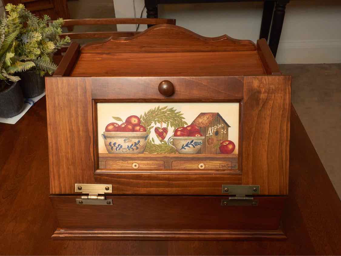 Stained Wood' Harvest Appler' Bread Box