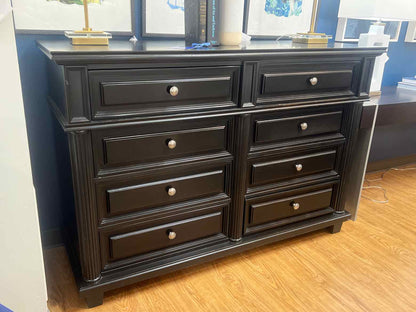 Drexel Black 8-Drawer Dresser