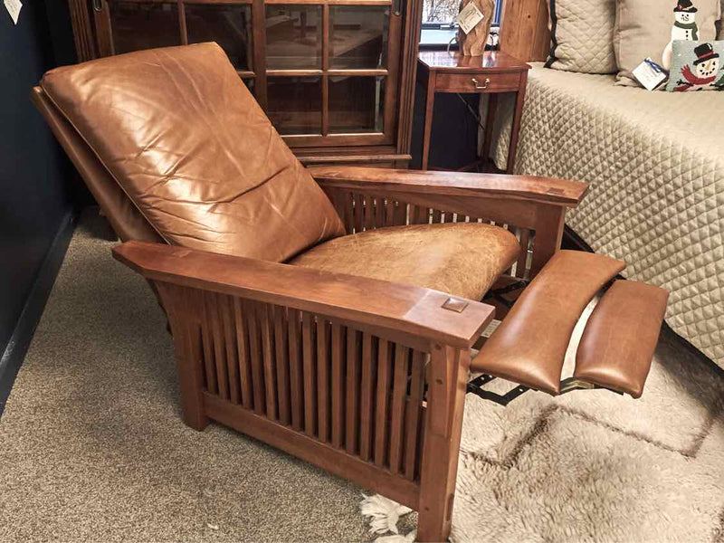 Stickley Mission  Cherry Morris Recliner with Carmel Leather Cushions