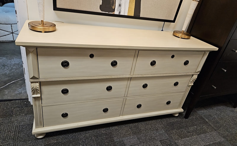 Pottery Barn 'Sofia' 6-Drawer Dresser