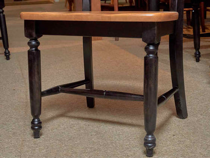 Made In Canada Maple Top Black Finish Turned Legs 1 Leaf 6 Chair Dining Set