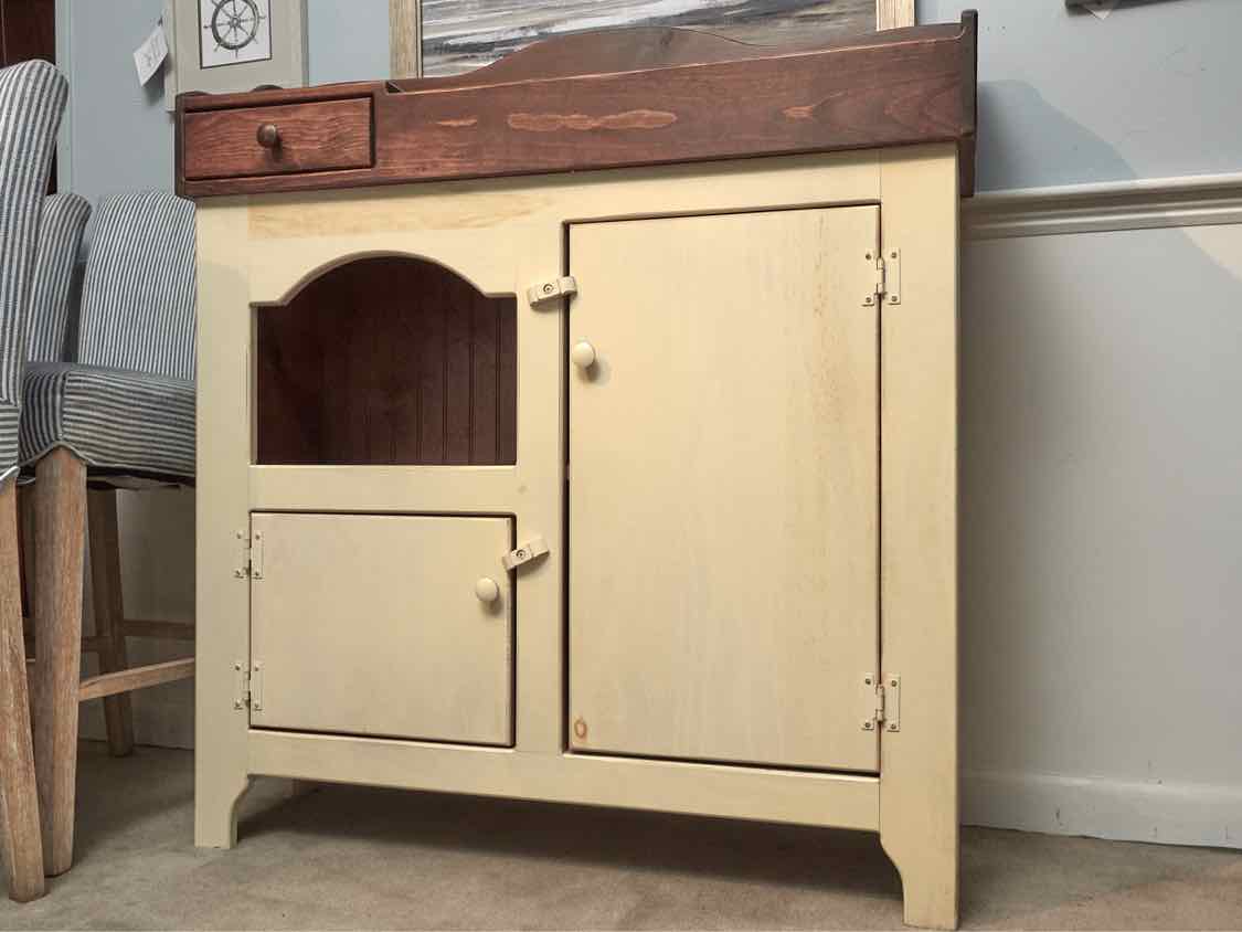 Pale Yellow Wash Finish Pine Dry Sink