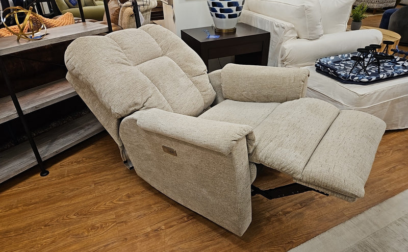 Southern Motion 'Baxter' Power Recliner in Beige