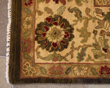 Ethan Allen 8 x 10 Area Rug in Grey, Tan, Burgundy & Green