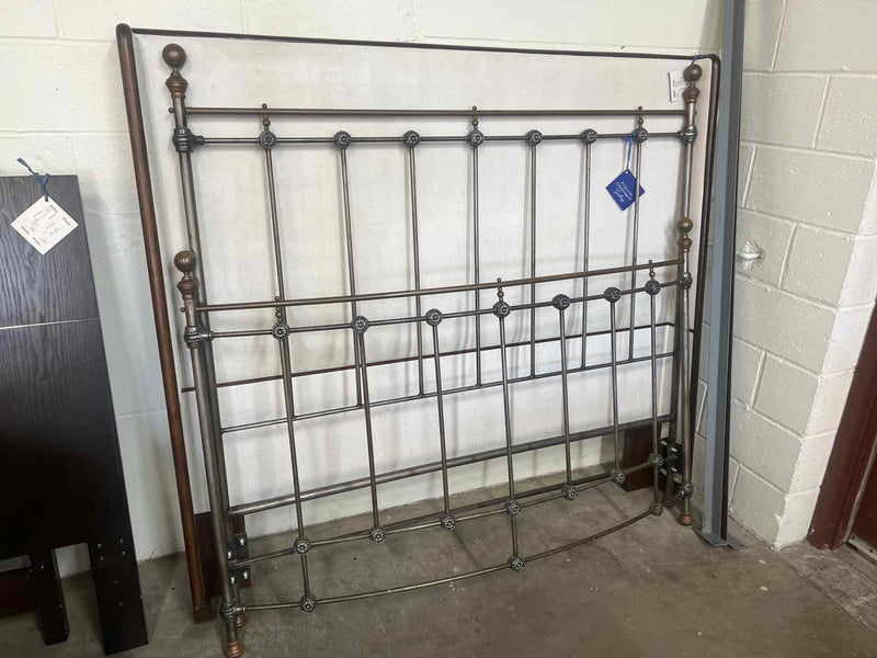 Two-Tone Metal Queen Bed