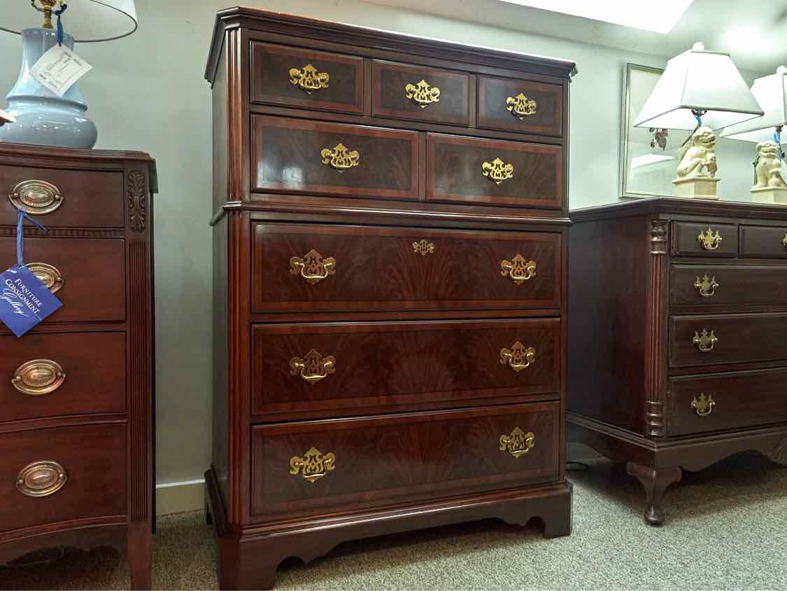 Mahogany 5 Drawer Chest with Fruitwwod Border & Ornate Brass Handles