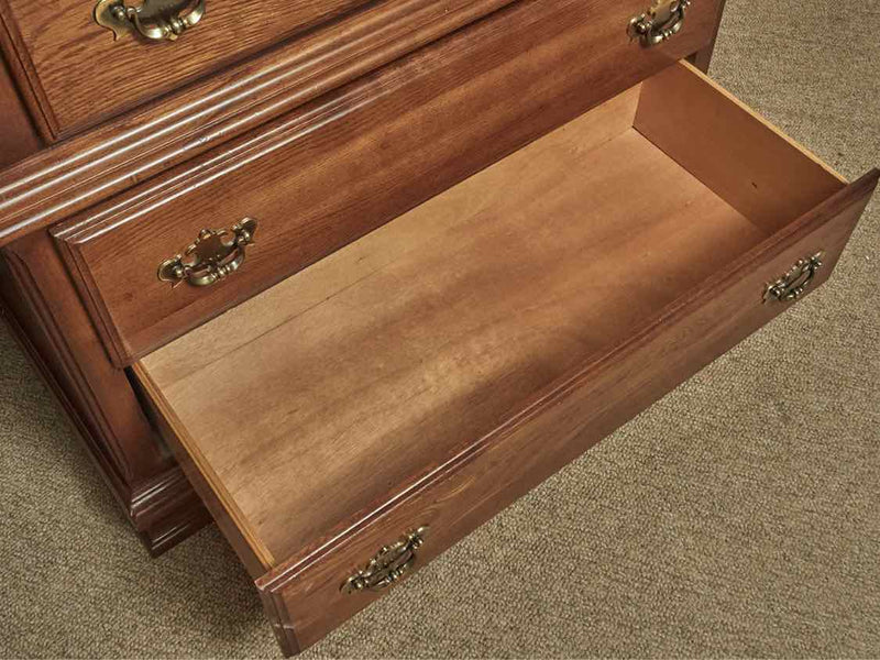 Kincaid Oak 4 Over 2 Drawer Chest with Ornate Chippendale Handles