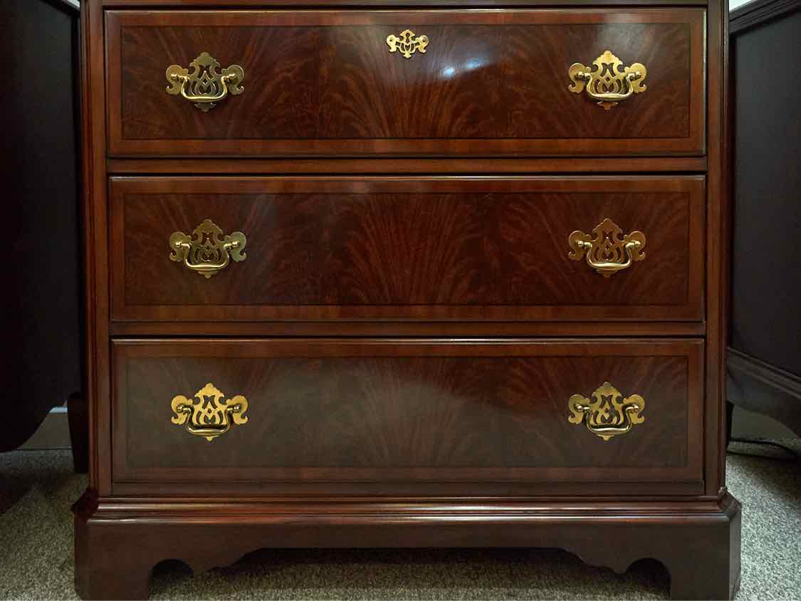 Mahogany 5 Drawer Chest with Fruitwwod Border & Ornate Brass Handles