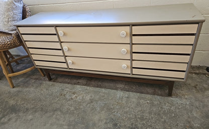 Stanley 9-Drawer Painted Dresser