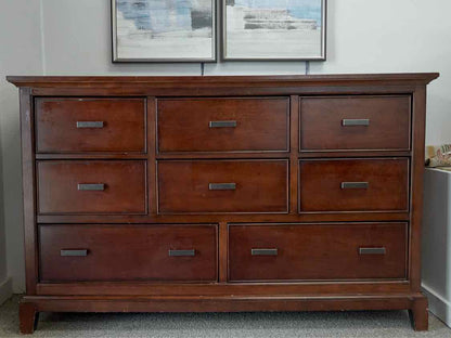 8-Drawer Dresser in Cherry Finish with Inlaid Top & Bronze Pulls