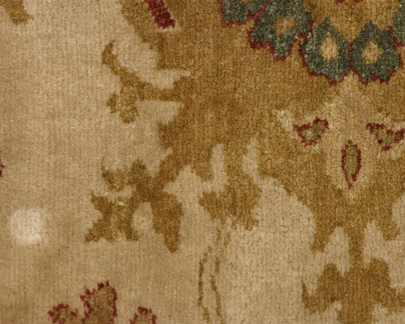 Area Rug in Beige & Tan