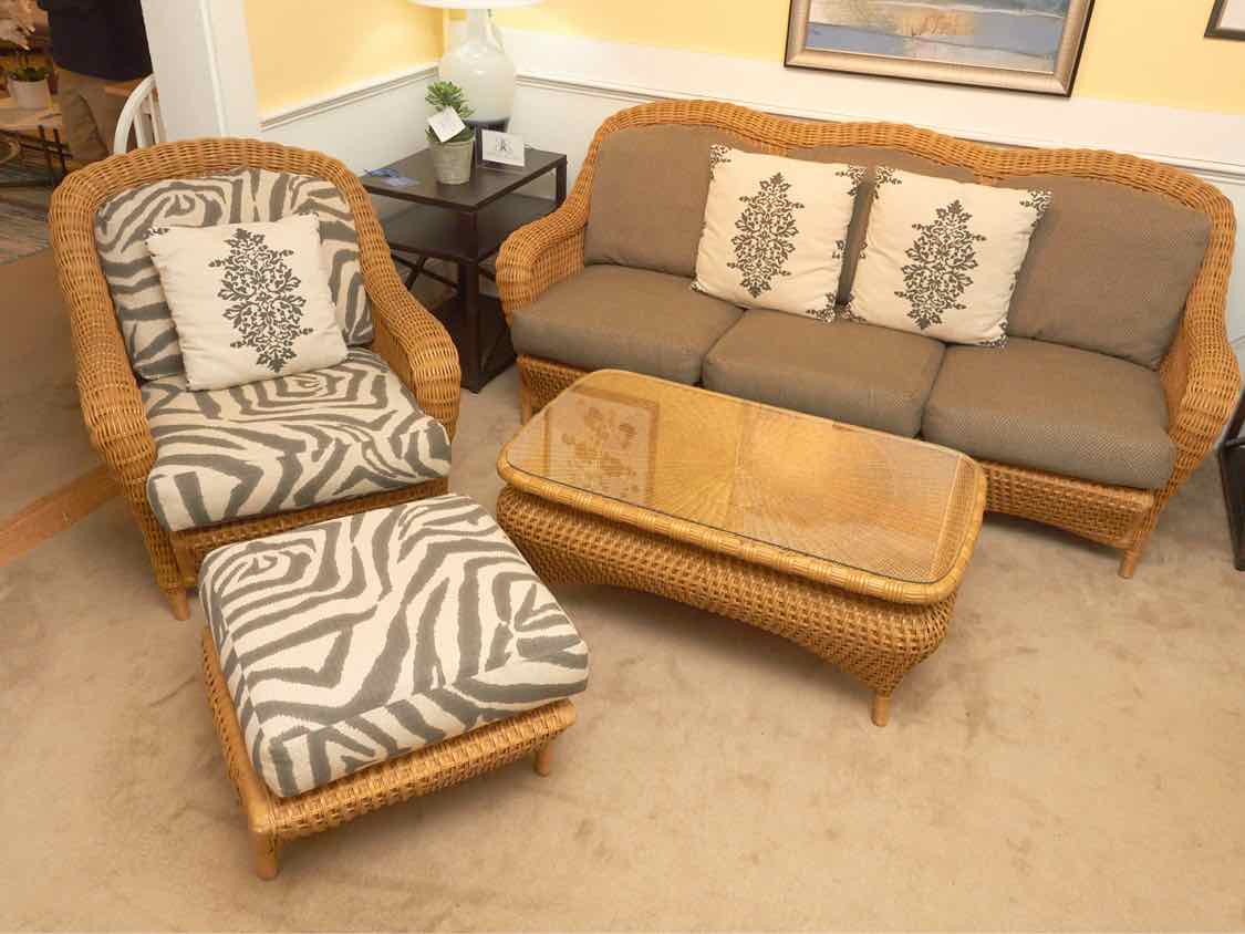 Lane Venture Natural  Wicker Sofa,Chair& Ottoman & Cocktail Table Set