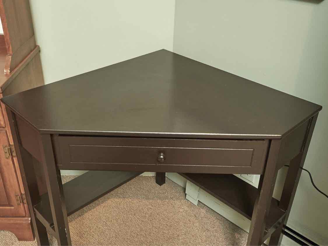 Espresso Finish 1 Drawer Corner Desk Includes Chair