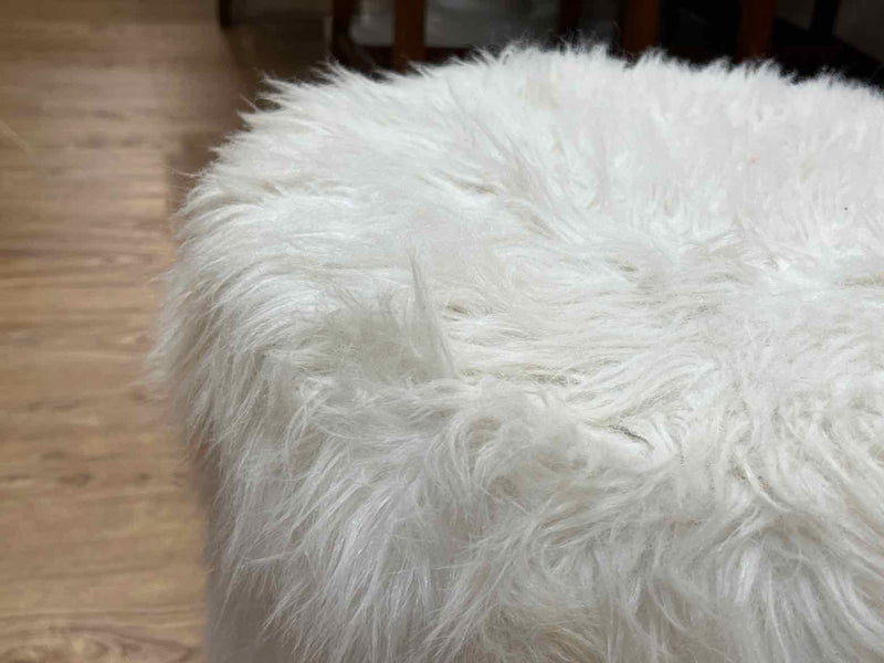 Pottery Barn Teen Faux Fur White Ottoman