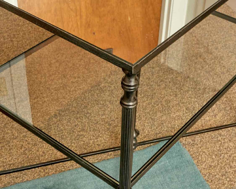 "Henzler" Lamp Table